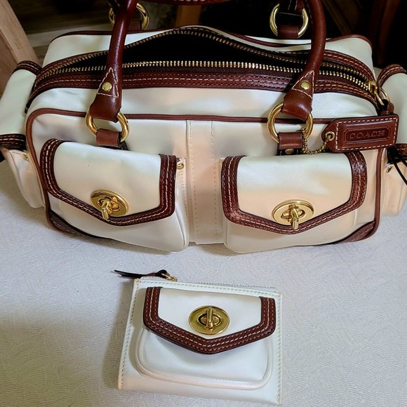 Coach White and Brown Women's Bag - Picture 4 of 10